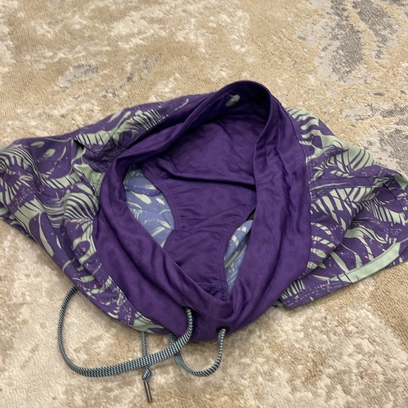 rabbit Women's Surf 'N Turf 2.5" Short Size S/M - Picture 4 of 6